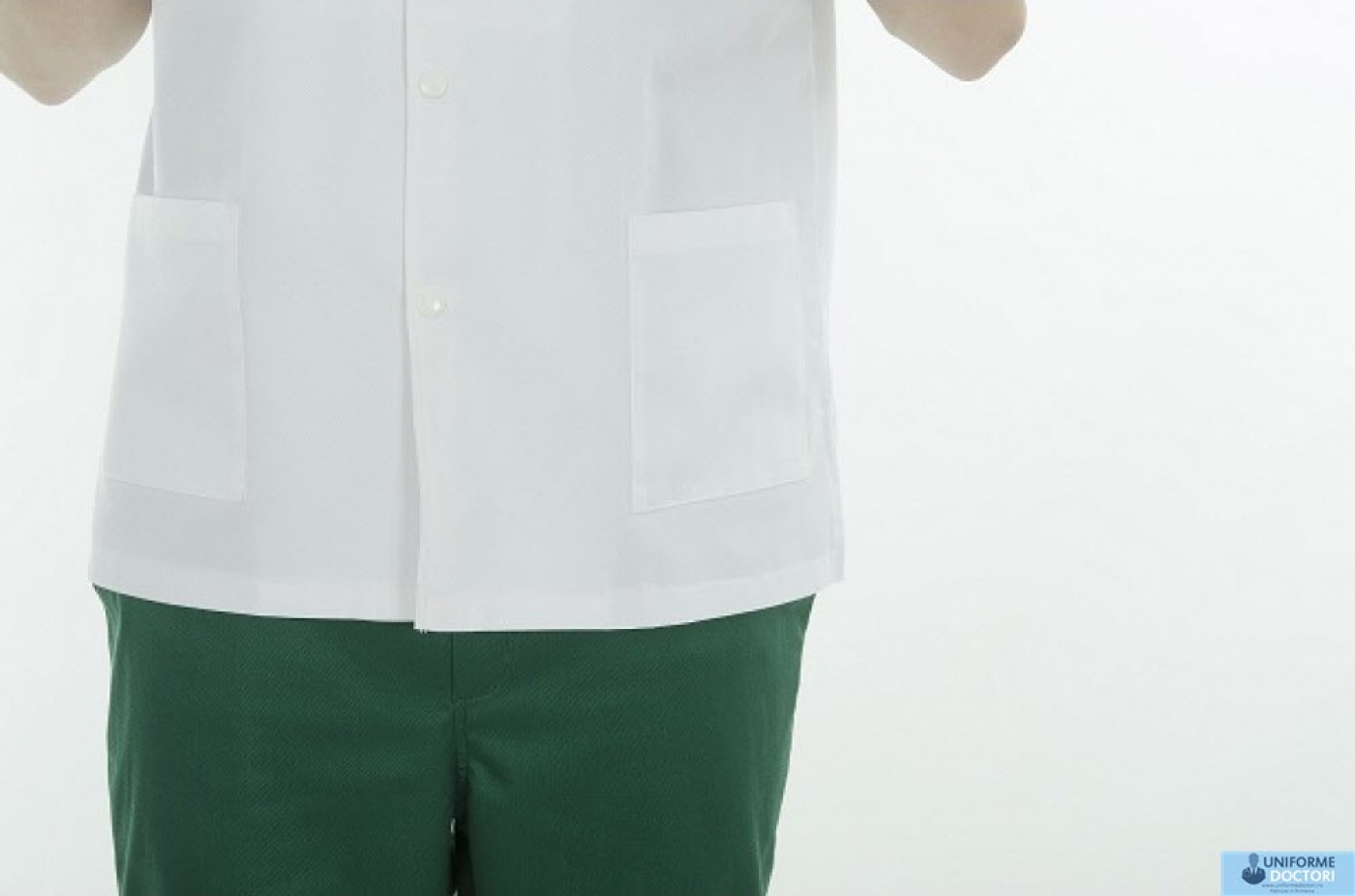Uniforme medicale - Halat medical cu maneca scurta si guler tunica, de barbat