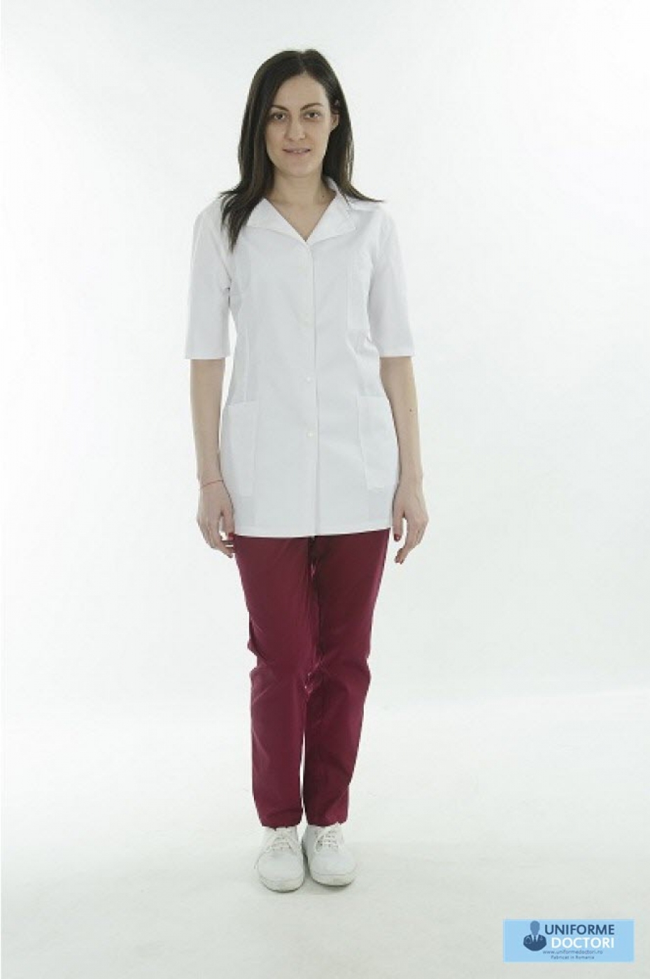 Uniforme medicale - Halat medical cu maneca scurta si guler revere, de dama