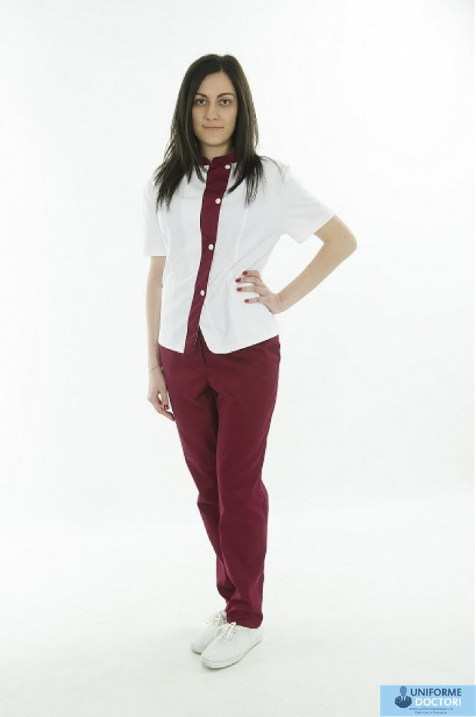 Uniforme medicale - Halat medical asimetric, maneca scurta si guler tunica