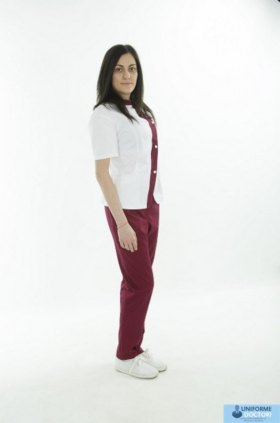 Uniforme medicale - Halat medical asimetric, maneca scurta si guler tunica