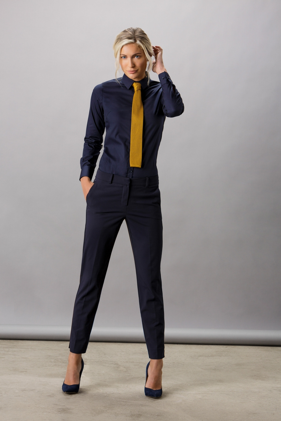 Uniforme SPA - Camasa receptioner, maneca lunga si guler scurt, poplin, de dama