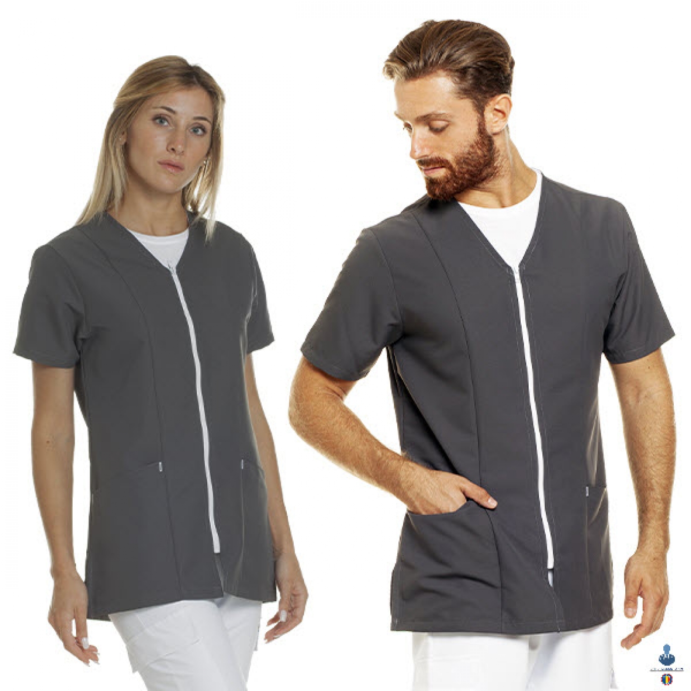 Uniforme medicale microfibra- Halat medical cu maneca scurta, fermoar si guler anchior V