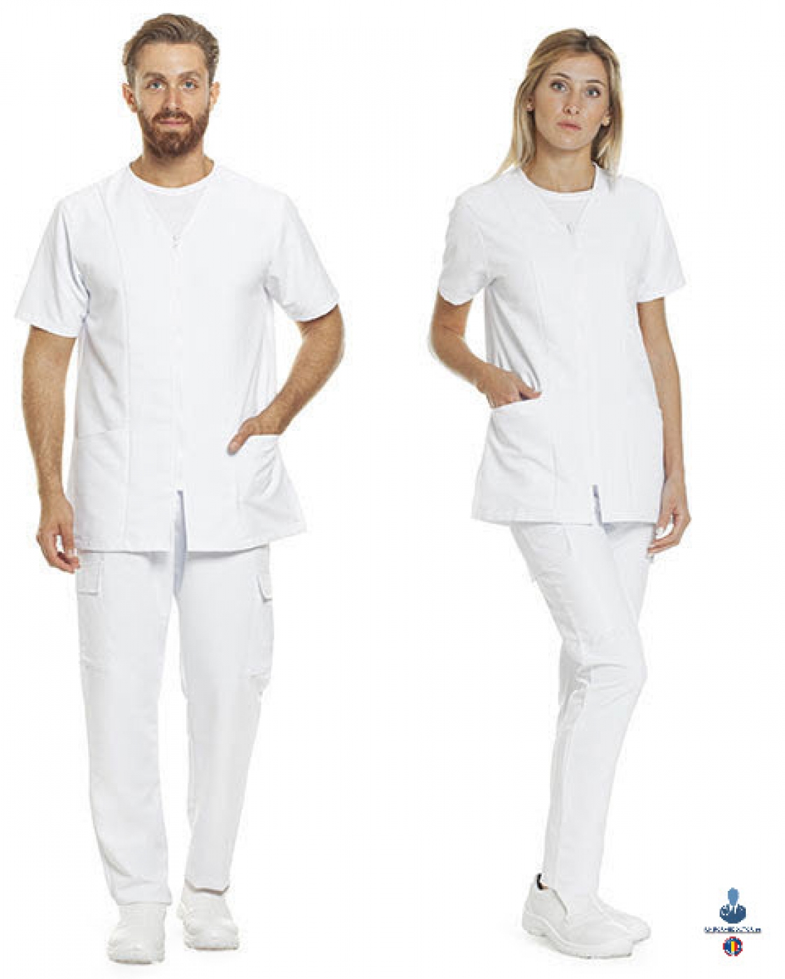 Uniforme medicale microfibra- Halat medical cu maneca scurta, fermoar si guler anchior V