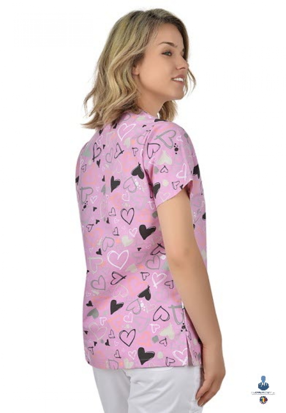 Uniforme medicale imprimate 3D FLEX - Bluza medicala imprimata cu inimioare roz, cu achior